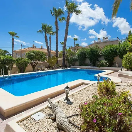 Ch Jupiter La Marquesa Holiday home